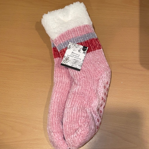 Shoes - SOLD Slipper Booties